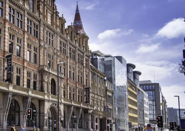 Savills advised on the acquisition of several offices in Leeds including 15/16 Park Row, next to Park Row House.