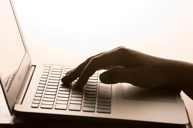 Rural areas are being left behind when it comes to broadband rollout, a report has suggested.