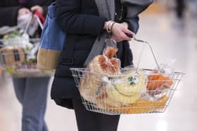 Take-home grocery figures from Kantar show that supermarket sales fell by 3.8% over the 12 weeks to January 23 2022.