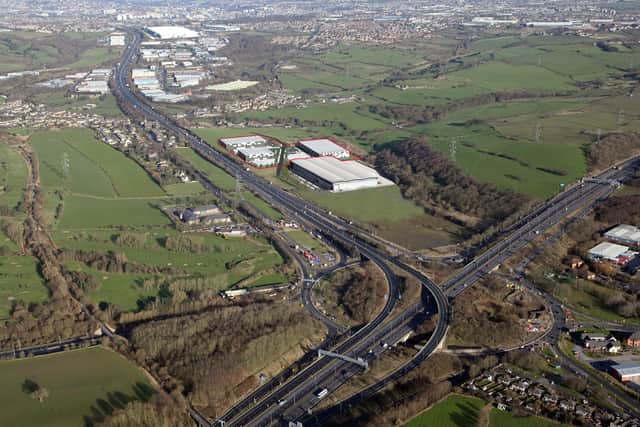 Interchange 26 LLP has completed on a forward funding deal with 4th Industrial (UK) LP for up to 213,000 sq ft of new industrial units at the Interchange 26 logistics and manufacturing hub.
