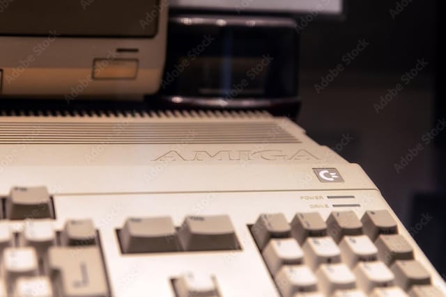The Amiga 500 caused a storm when it was released in 1985 as home computers began to grip the nation with a combination of office based practicality and family oriented gaming. Amiga owners had a few quid and whilst they'd tell you it was for Workbench (the Microsoft Office of the day) we all knew they were playing games.