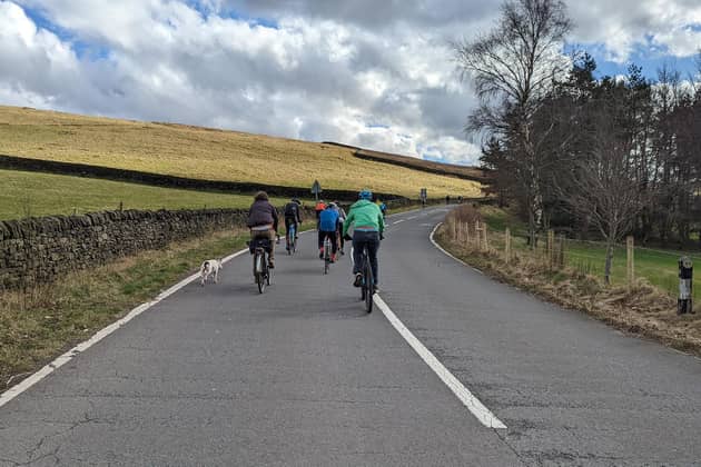 Cyclists on A57 Snake Pass despite its closure