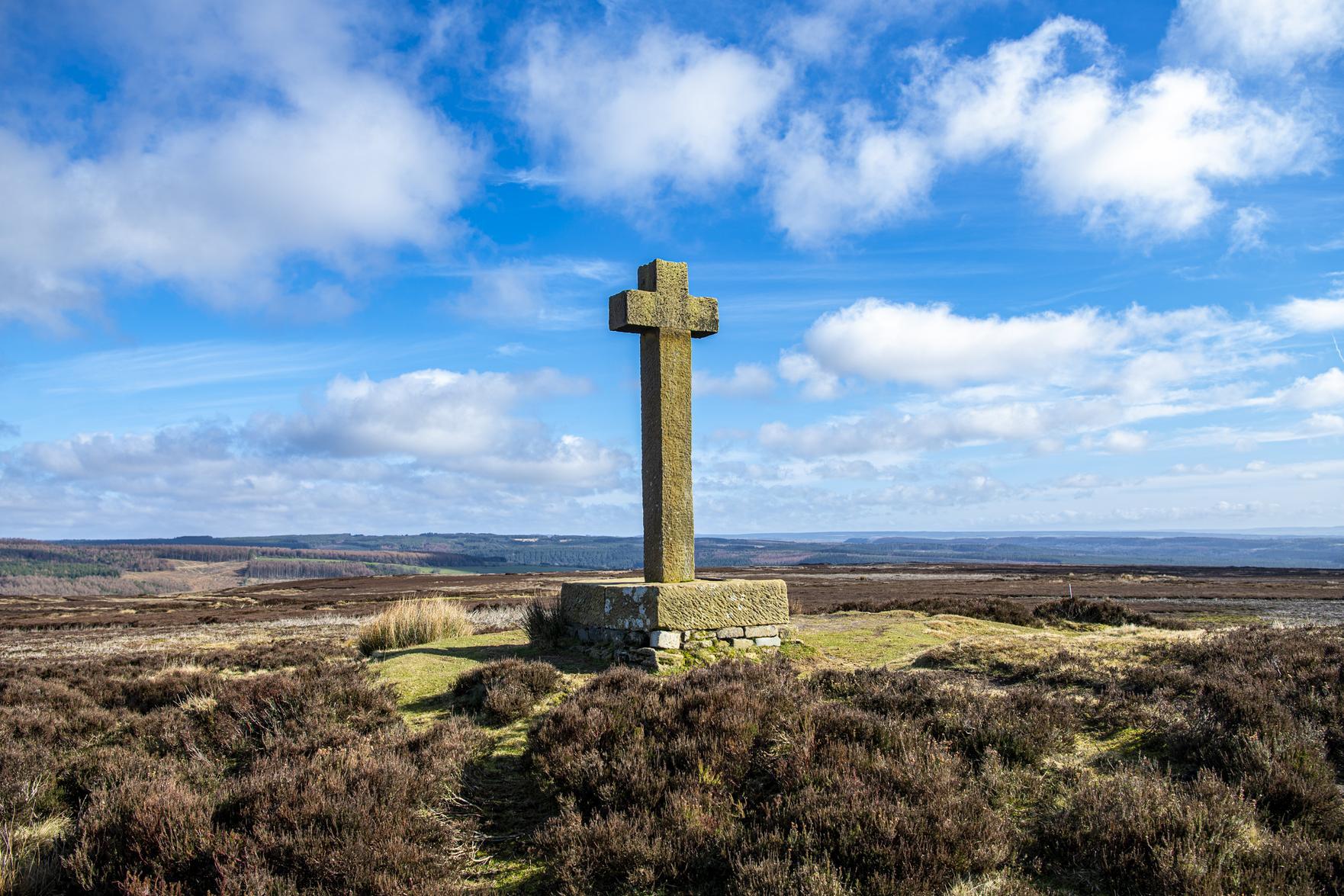 Ana Cross and the medieval route on the North York Moors near Rosedale ...