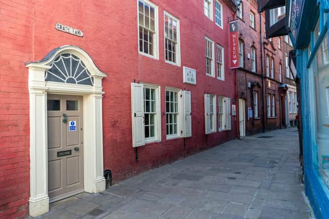 When Captain James Cook decided he wanted to go to sea, he was introduced to the Walker family. John Walker and his brother Henry were Quaker shipowners. They housed Cook in a property on Whitby’s Grape Lane which would later become the Captain Cook Memorial Museum.