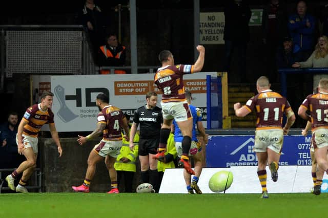 Giants celebrate Innes Senior scoring their equalising try.    Picture Bruce Rollinson