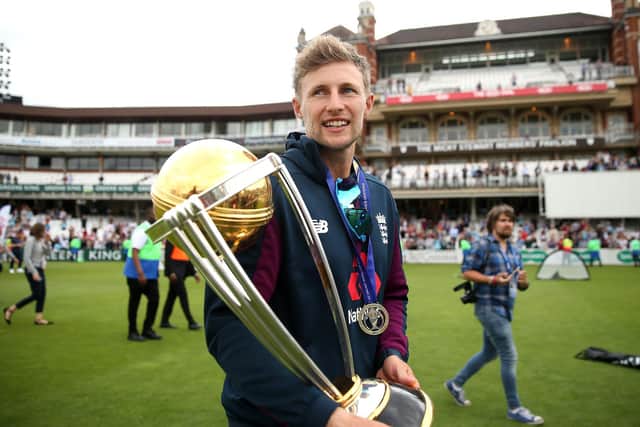 Joe Root with the Cricket World Cup