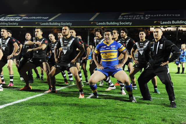 Leeds Rhinos' 
Kylie Leuluai joins the New Zealand haka the last time the sides met in October 2015. Picture: Steve Riding.