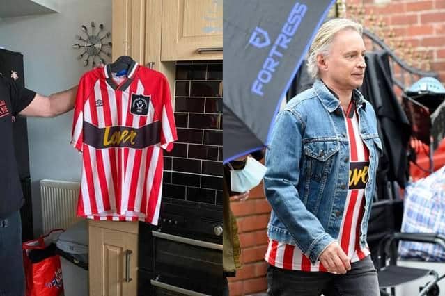 Robert Carlyle will be wearing the loaned shirt of a lifelong Blades fan from Gleadless during the 20 week shoot for The Full Monty. PIC BY MARK CAMPBELL/MCPIX.