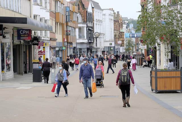 Shoppers in Scarborough. Pic: Richard Ponter.