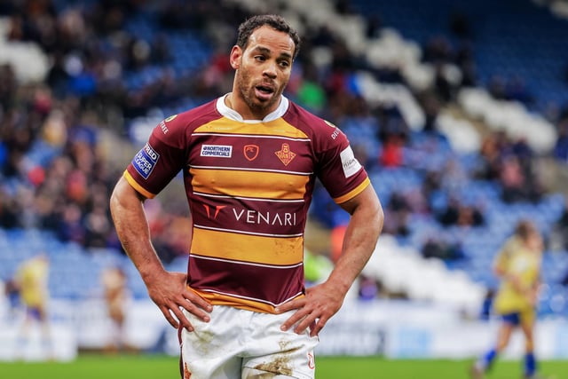The 34-year-old was a member of Huddersfield's 2009 Challenge Cup final side and is likely to hold off competition from Jake Wardle to get the nod at right centre.