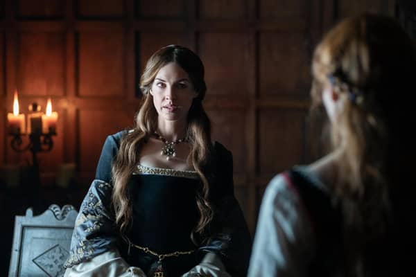 and Jessica Raine as Catherine Parr in Becoming Elizabeth. Pictures:  PA Photo/© 2021 Starz Entertainment, LLC/Nick Briggs.