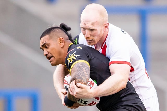 Hanley is short of options at full-back following the withdrawal of Jai Field and Tui Lolohea, meaning Mata'utia could slot into a role he performed at the start of his time with Castleford Tigers.