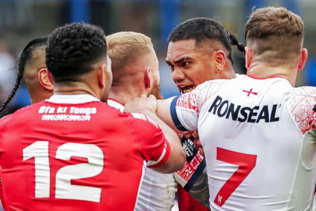 Sam Tomkins and Peter Mata'utia were involved in a spat during the game. (Picture: SWPix.com)