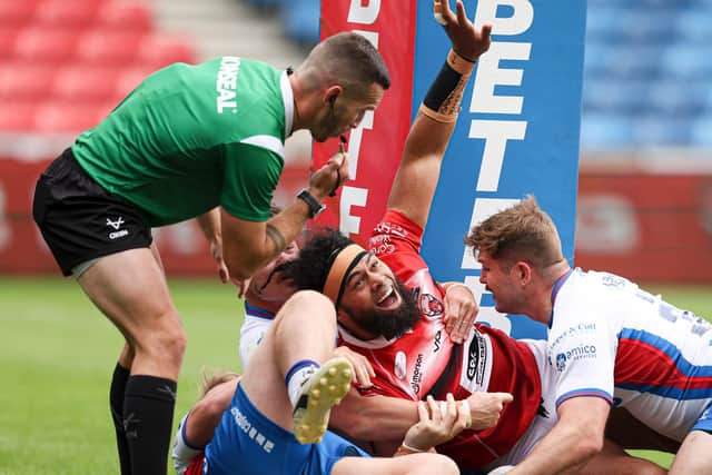 Sitaleki Akauola goes over for Salford's 11th try. (Picture: SWPix.com)