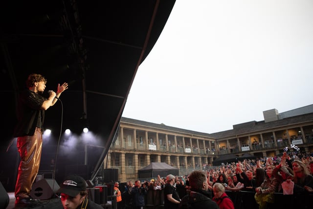 The singer finished the show with his hit Little Bit of Love. Photos by Cuffe and Taylor/The Piece Hall Trust