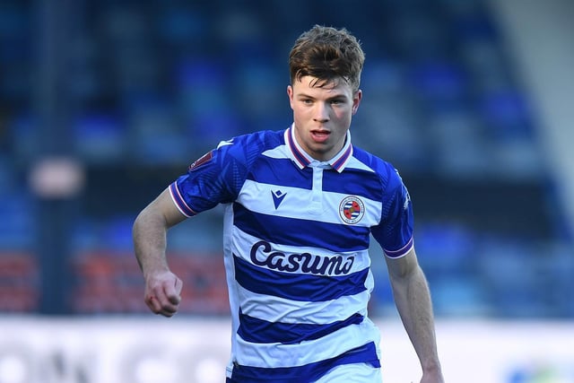 The former Reading player was released by Wycombe Wanderers after featuring four times for the Chairboys last season.