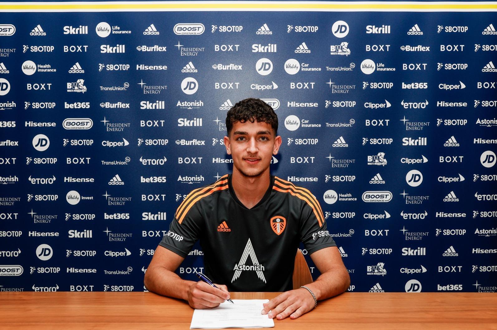 Leeds cheap united signings