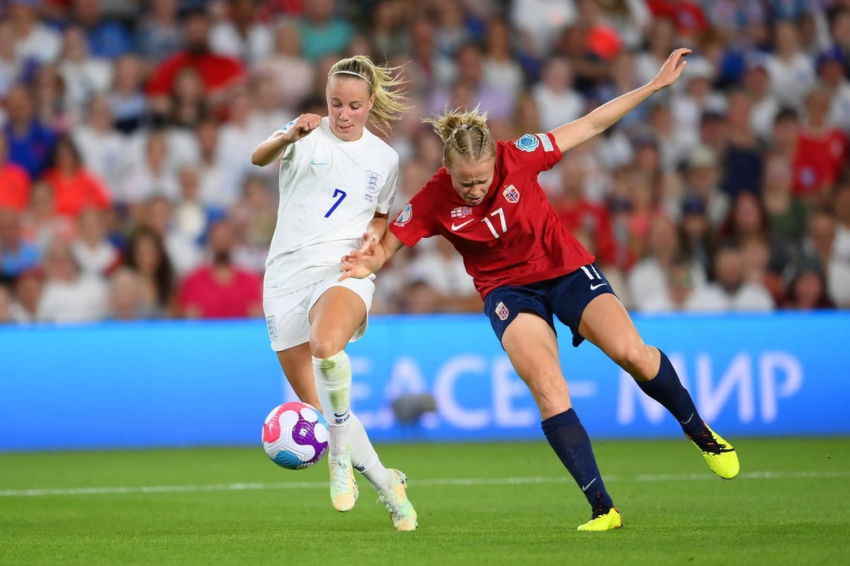 Kvinners EM: Støtter Leeds-jenter til å spille fotball når England møter Spania i kvartfinalen – James Murtagh