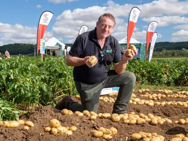 Mark Tomlinson, who farms near Howden and managing director of the potato business Wholecrop Marketing based in Kirkburn near Driffield, said he was delighted with the turnout of over 200 attendees to take a look at the 80 plots and talk with industry experts.