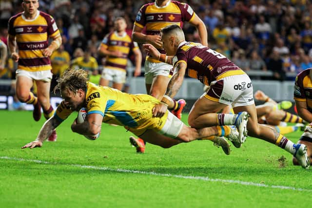 Huddersfield Giants suffered late agony against Leeds Rhinos last time out. (Picture: SWPix.com)