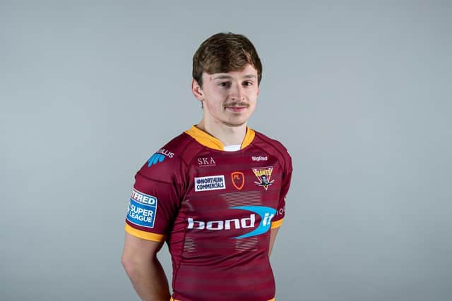 Olly Ashall-Bott cluld play for Wakefield on Friday (Picture: SWPix.com)