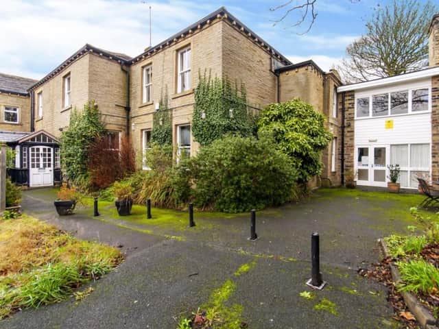 The specialist business property adviser, Christie & Co, has announced the sale of the former Rastrick Independent School and  Day Nursery in Brighouse, West Yorkshire.