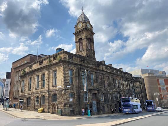 Built in 1808, the Old Town Hall building  also housed Sheffield’s courts until 1997, since when the property has been unused.