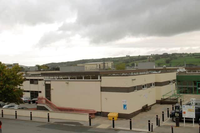 There are calls to build a new hospital on the site of Airedale Hospital.