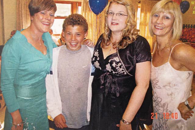 A young Kalvin Phillips (2nd left) with teachers (left to right) Karen Loney, Carol Newton and Pauline Hearn at Whingate Primary School.