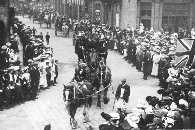A parade in Pudsey, during the early part of the 20th century. (YPN).