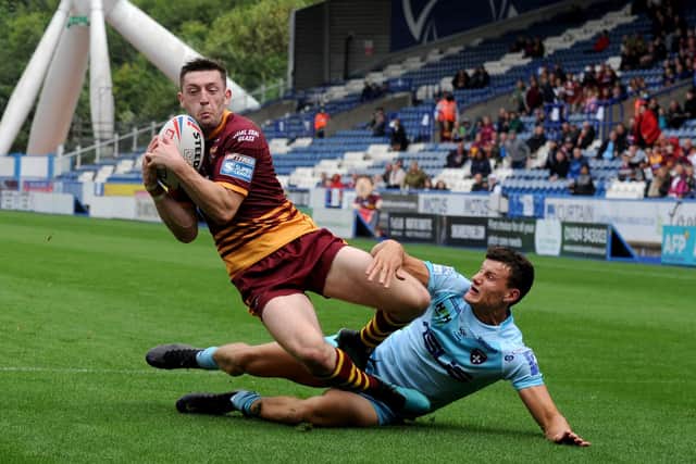 Jake Wardle's winning try for Huddersfield. Picture: Steve Riding