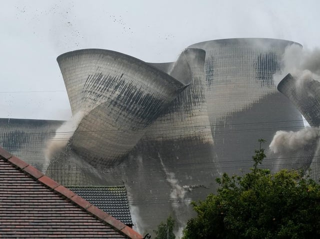 Ferrybridge C being demolished in October 2019. (Pic credit: Ian Forsyth / Getty Images)