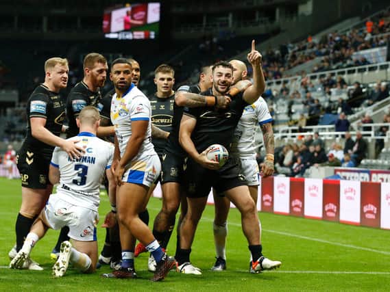Hull FC's Jake Connor scores at Magic Weekend. (ED SYKES/SWPIX)