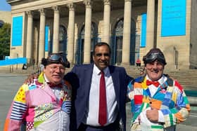 More than 41,630 people have signed a petition calling on Sheffield City Trust to reverse its decision to cancel the Roy Chubby Brown's show at the City Hall