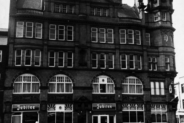 The new look exterior of the Jubilee on The Headrow in August 1973.