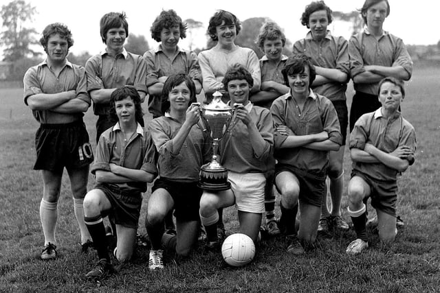 RETRO 1972  Ashton Grammar School football squad with their trophy