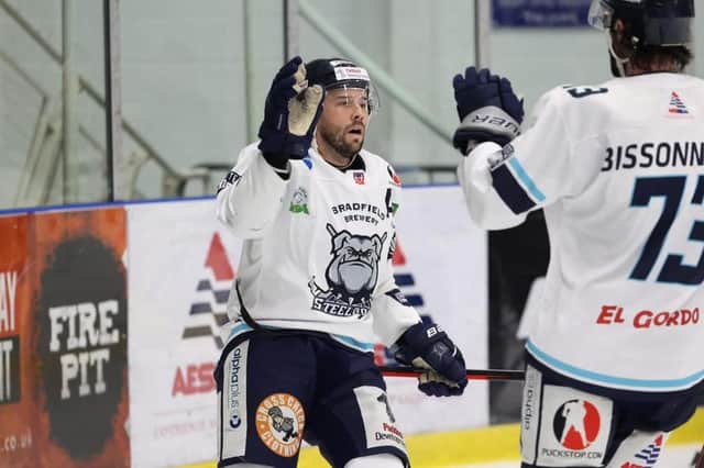 FIVE-TIMER: Jason Hewitt followed up a double in Basingstoke on Saturday with a hat-trick on home ice on Sunday. Picture courtesy of Peter Best.