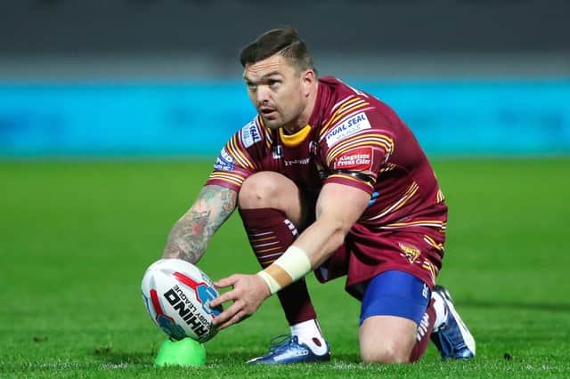 Huddersfield's Danny Brough led Huddersfield Giants to the Super league League Leaders' Shield in 2013. Picture by Alex Whitehead/SWpix.com