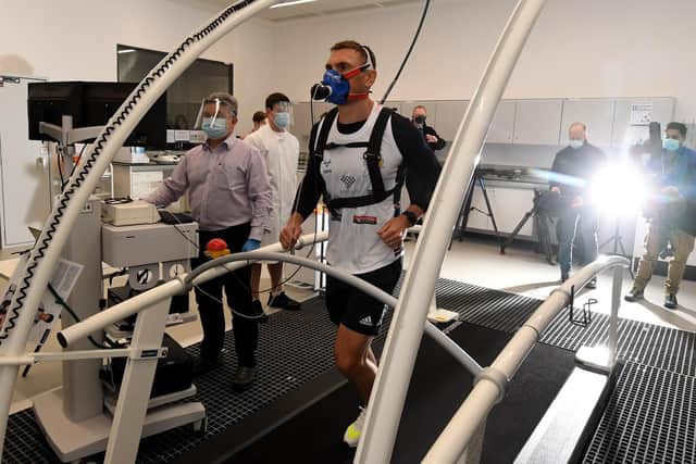Kevin Sinfield is put through his paces at Leeds Beckett University's School of Sport as part of his training for running 101 miles in 24 hours. (SIMON HULME/JPIMEDIA)