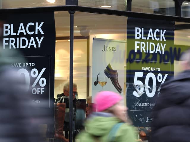 Columnist Jayne Dowle is urging shoppers to ignore Black Friday scams as the countdown to Christmas continues.