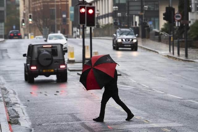 Windy conditions in Leeds as Storm Arwen hits the city