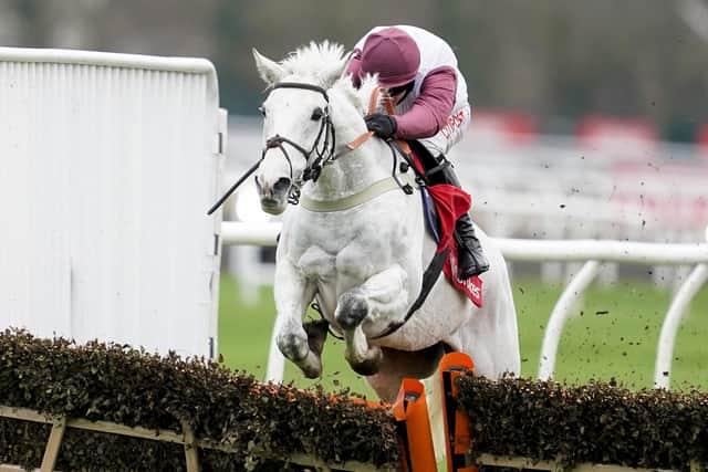 This was Silver Streak and Adam Wedge winning last year's Christmas Hurdle at Kempton for trainer Evan Williams and owner Les Fell, a Settle farmer.
