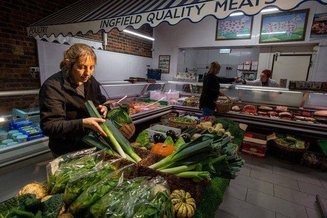 NFU Mutual says shoppers are flocking to farm shops this Christmas