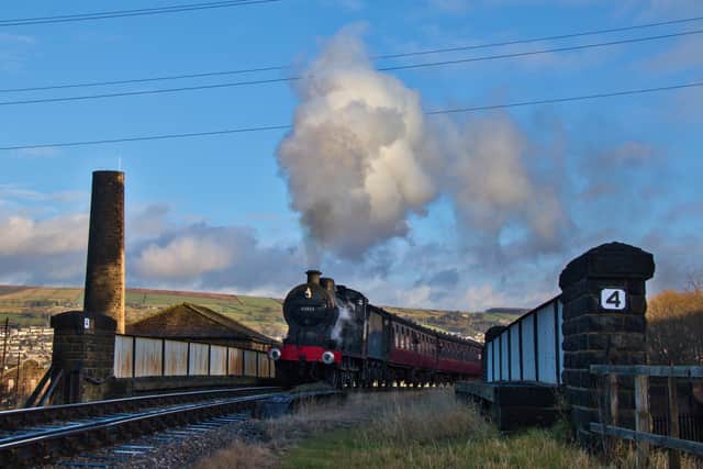 The engine hauled a Mince Pie Special for its final day of working