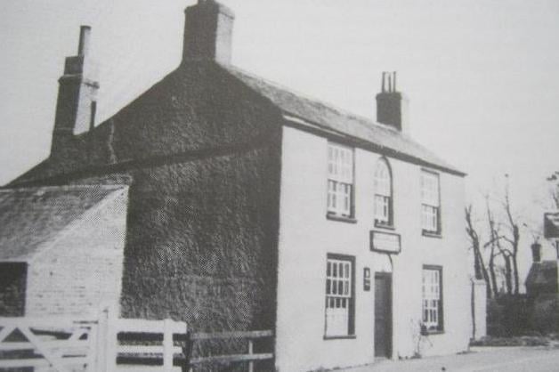 The Oat Sheaf Inn  on Main Road, Deeping St Nicholas, closed in the 1950s and  is now in residential use
