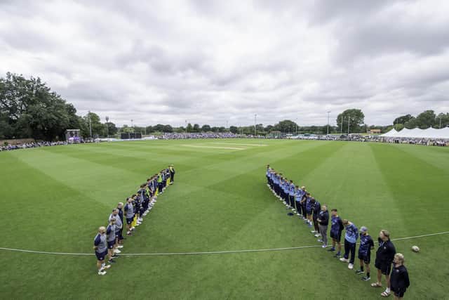 Yorkshire and Hampshire lining up for a minute's silence to remember Sir Michael Parkinson. PIC: Allan McKenzie/PA Wire