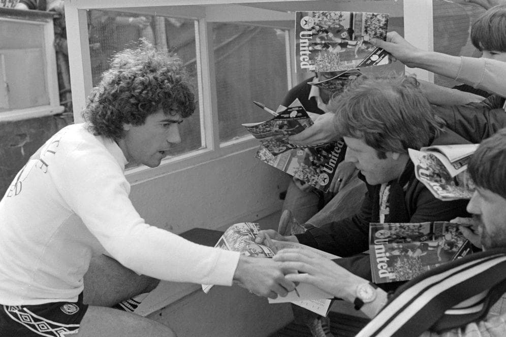 Kevin Keegan: Eine charismatische Persönlichkeit mit volksnahen Werten ...