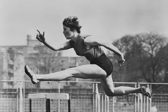 Athlete Mary Bignal (later Mary Rand), May 10th 1960. (Photo by Blackman/Daily Express/Hulton Archive/Getty Images)
