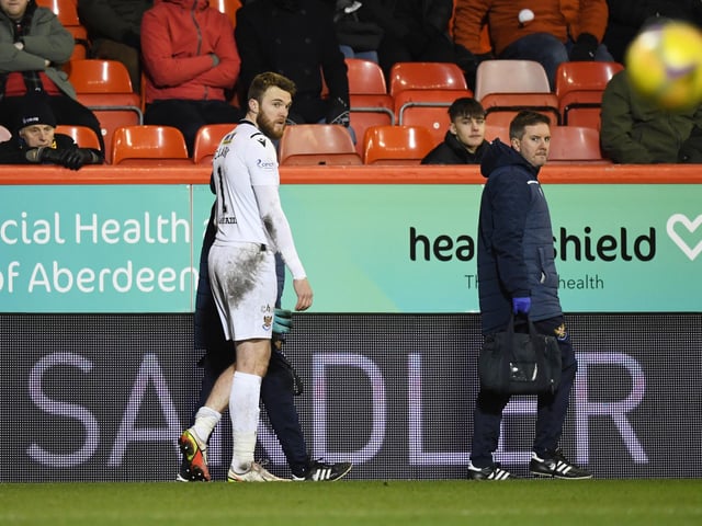 St Johnstone have suffered a triple injury blow ahead of their Premiership clash with Hearts at the weekend. Zander Clark, Melker Hallberg and Callum Hendry all picked up injuries in the 1-1 draw with Aberdeen on Tuesday night. Saints boss Callum Davidson said: “A calf isn’t a great injury – I’ve had numerous ones. Hopefully these guys come back quicker than I did. I was probably out for about six weeks after one.” (Courier)