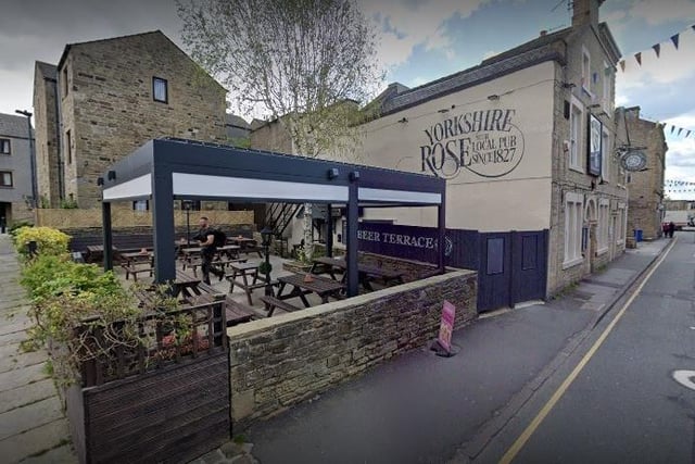The pub has a rating of 4.3 stars on Google with 498 reviews.